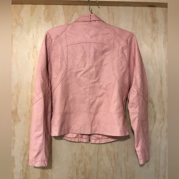 Suzy Shier faux leather jacket size Medium - Picture 2 of 3